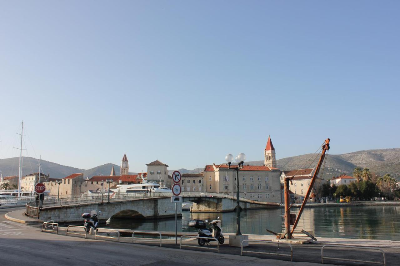 Lira - Studio Apartment Trogir Exteriér fotografie