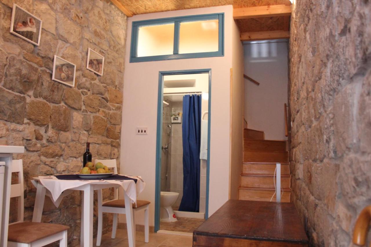 Lira - Studio Apartment Trogir Exteriér fotografie